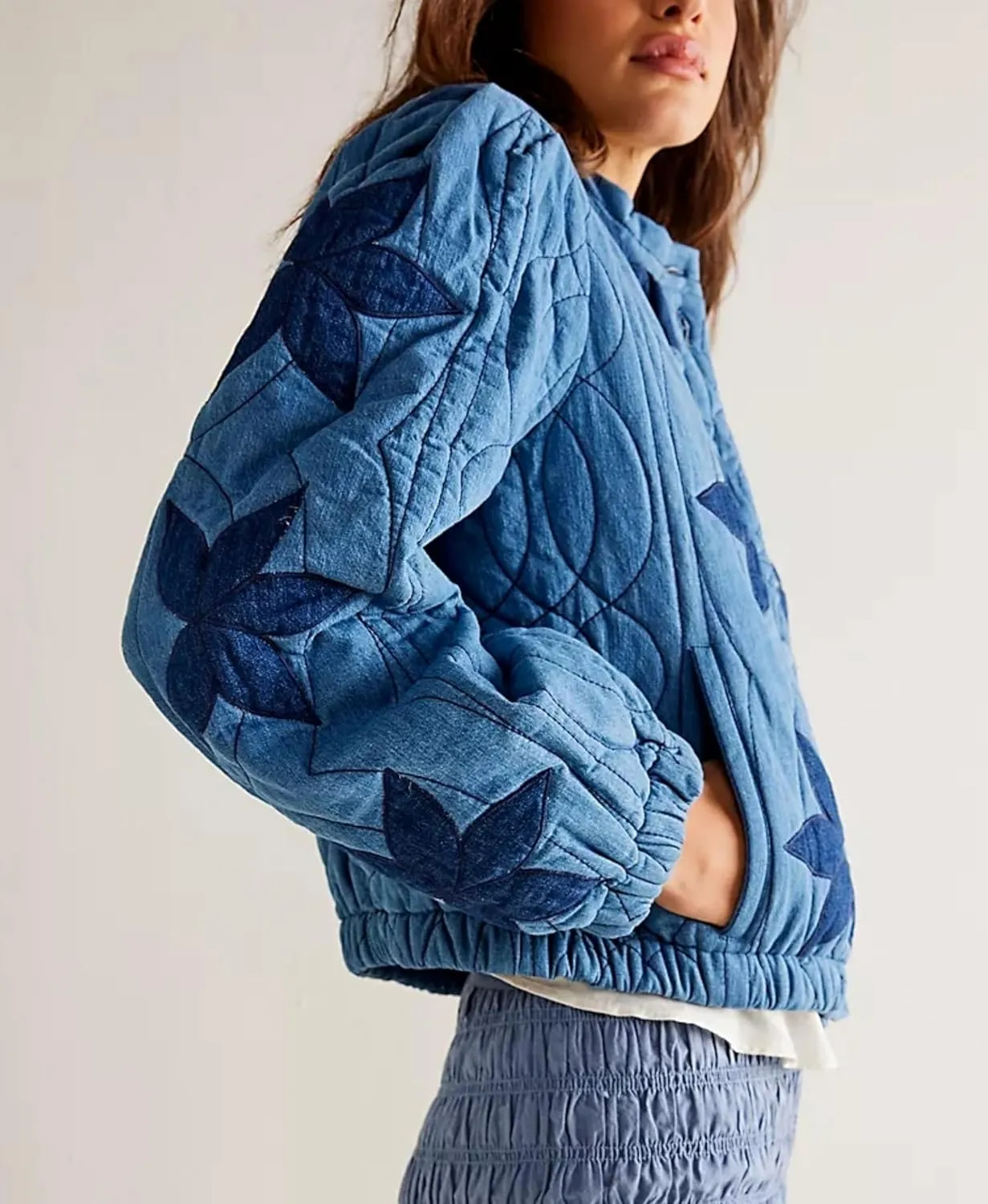 Aimiray Women's Cropped Floral Quilted Puffer Jackets 3D Printed Lightweight Button Padded Coats with Pockets