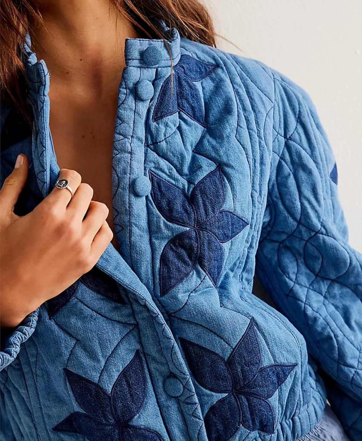 Aimiray Women's Cropped Floral Quilted Puffer Jackets 3D Printed Lightweight Button Padded Coats with Pockets