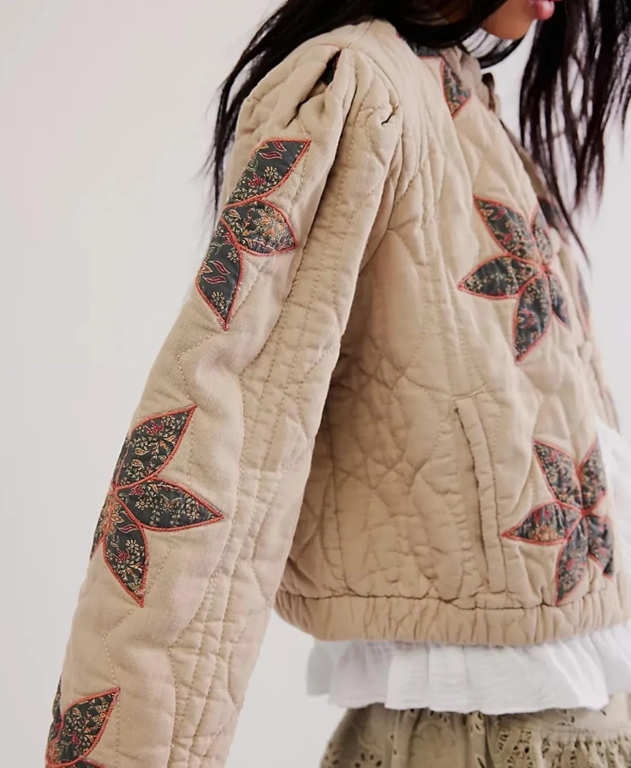 Aimiray Women's Cropped Floral Quilted Puffer Jackets 3D Printed Lightweight Button Padded Coats with Pockets