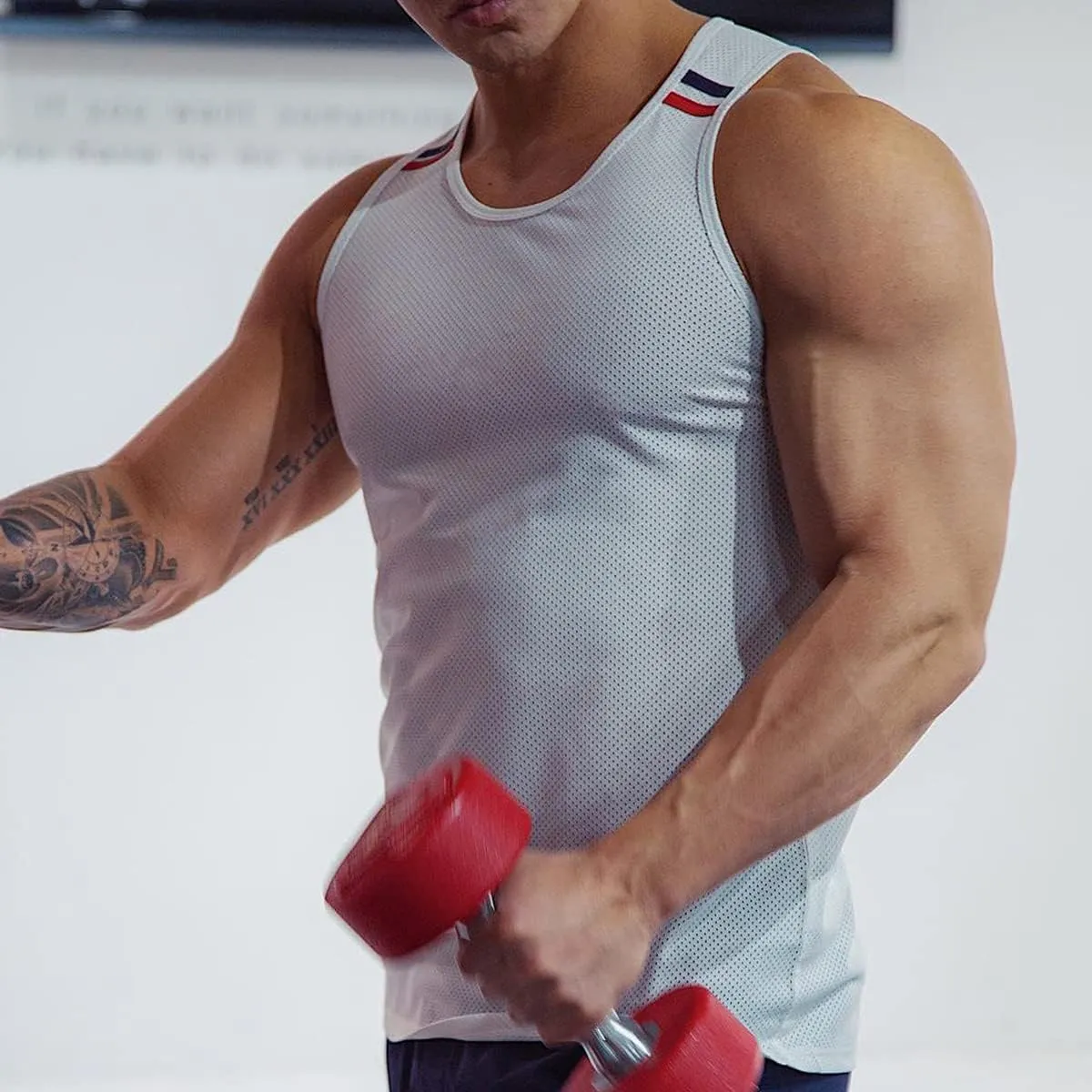 Mens Mesh Workout Lightweight Tank Tops Quick-Dry Training Vest Athletic Muscle Tank Tops for Men T47