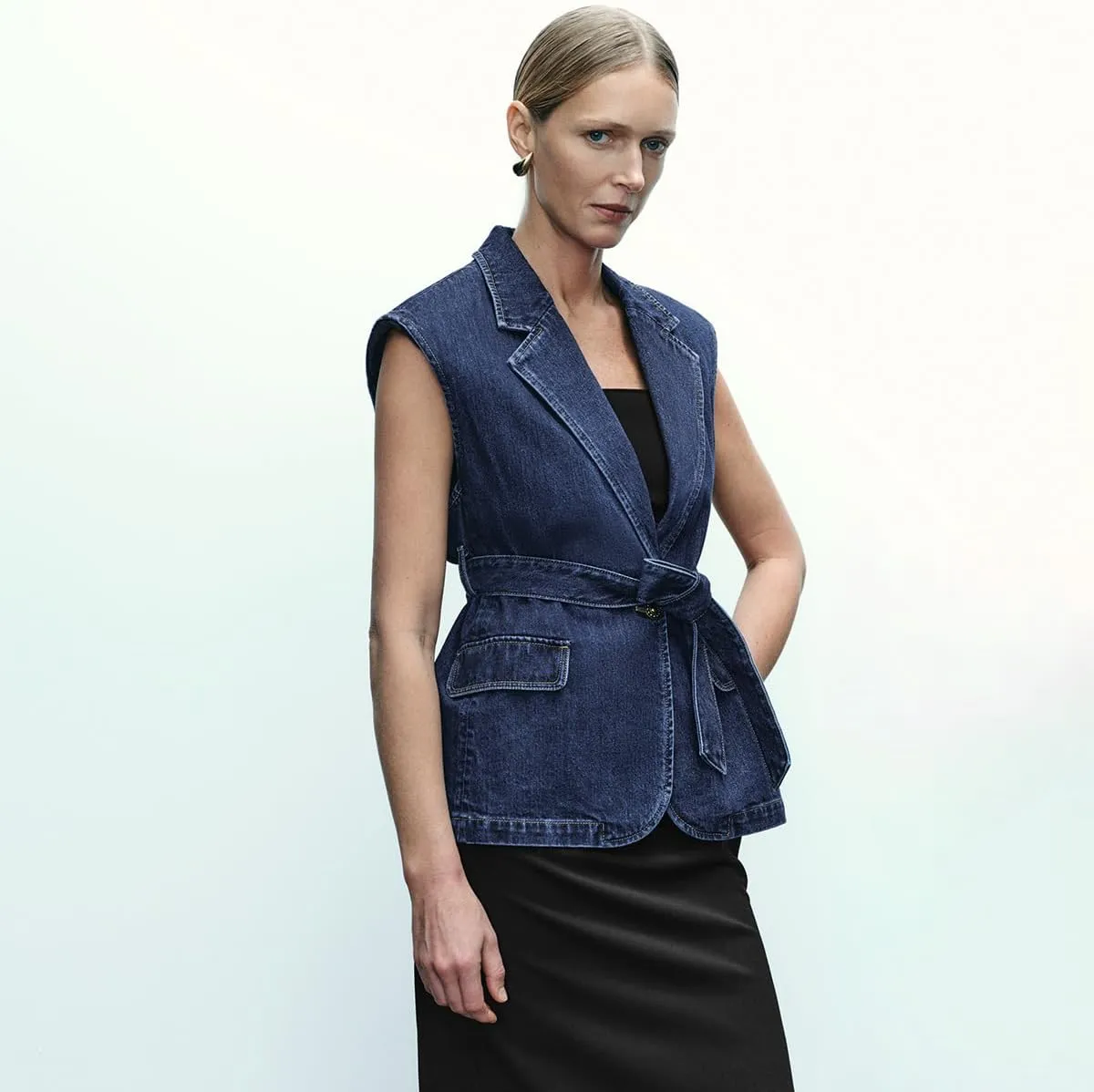 Womens Denim Vest V-Neck Lapel Button Dwon Sleeveless Classic Jean Jackets With Belt Pockets