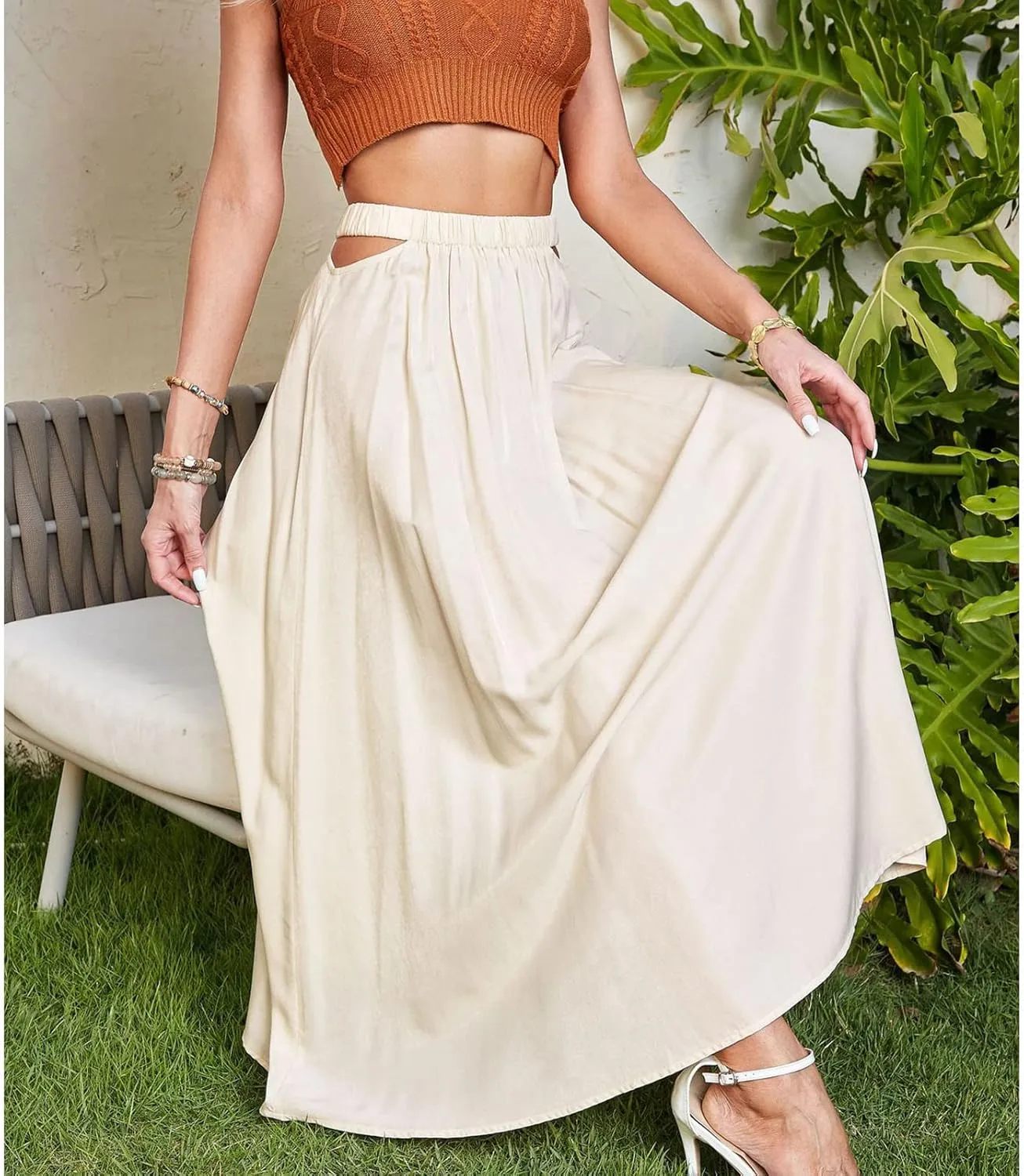 Women's Long Pleated Maxi Skirt Vintage Leisure Vacation Flared Cut Out Elastic Waist Summer Skirt